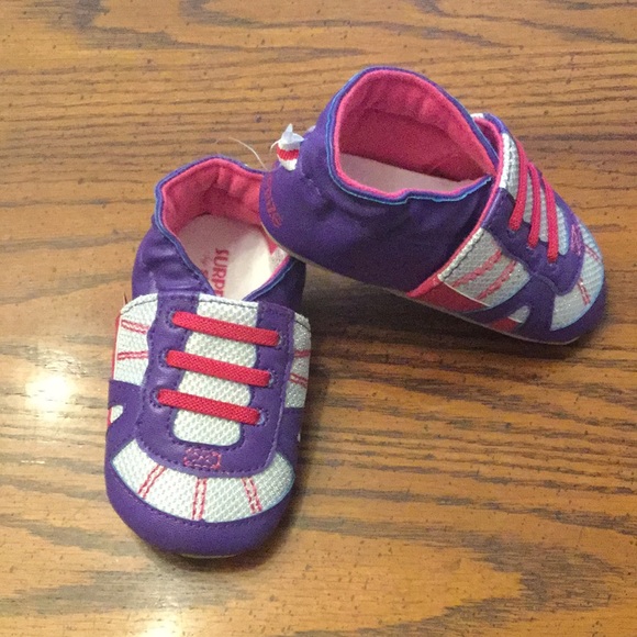 Two pairs of new baby shoes - Picture 4 of 4